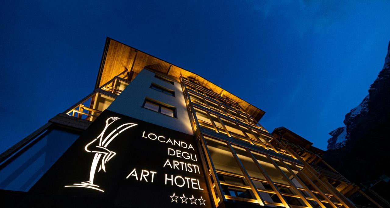 Locanda Degli Artisti Art Hotel Canazei Exterior foto